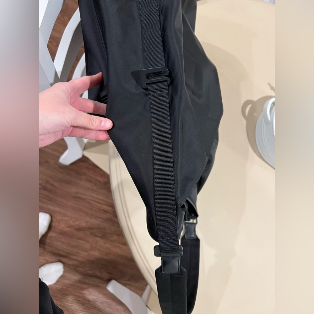 Lululemon Bag - Picture 10 of 11